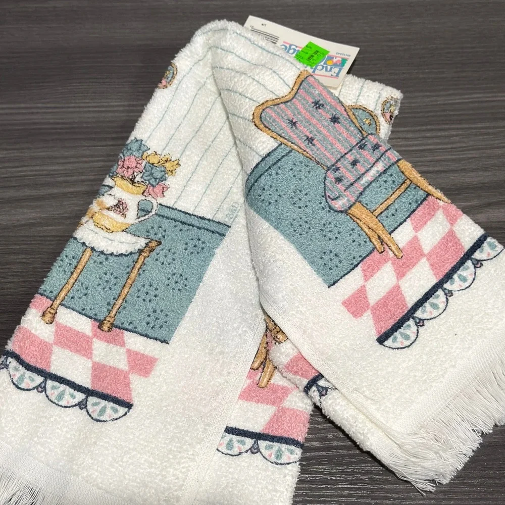 Vintage Cannon Hand Towel Set Cat Bear Enchanted Cottage Fringed USA New Tags